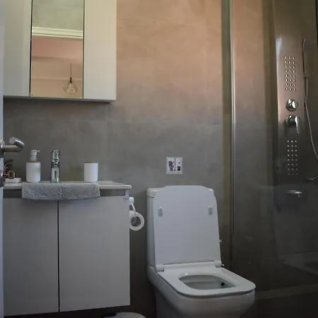 The Greyt Escape Near Corfu Town Appartement
