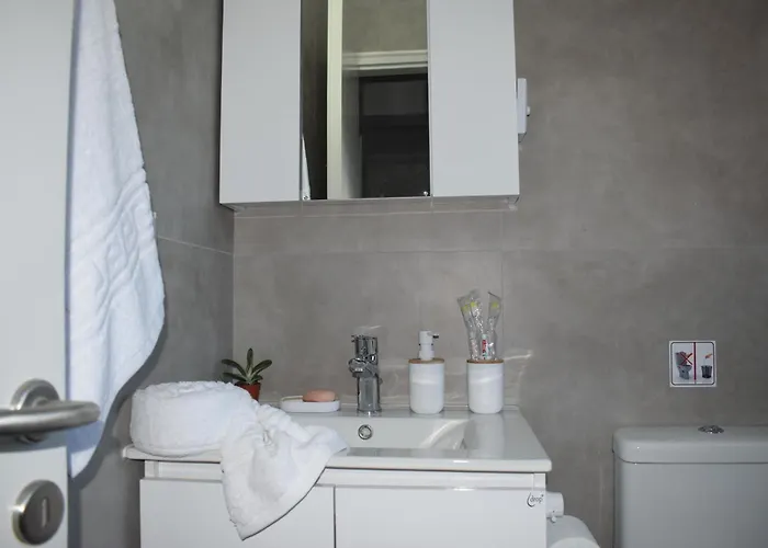 Апартаменты The Greyt Escape Near Corfu Town *