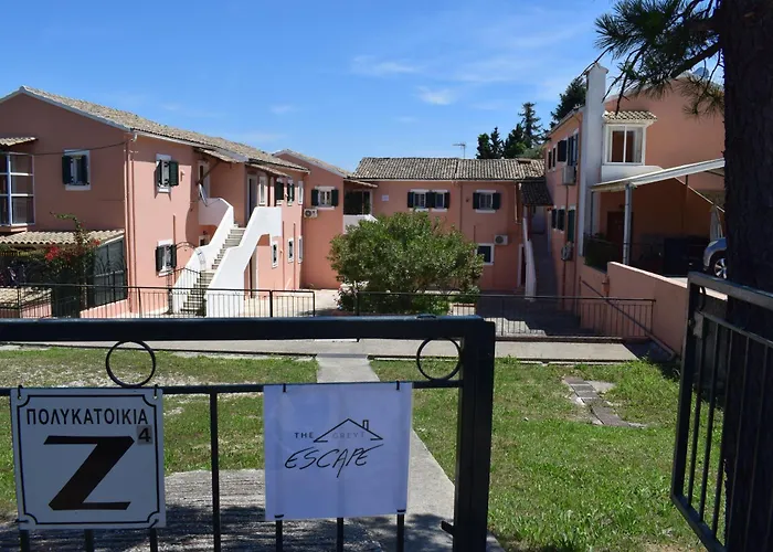 Апартаменты The Greyt Escape Near Corfu Town Alepou